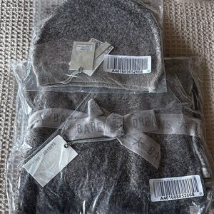 Barefoot Dreams storm great, dark brown confetti Beanie and Scarf Set